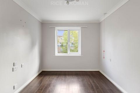1 bedroom retirement property for sale, Kingston Road, New Malden KT3