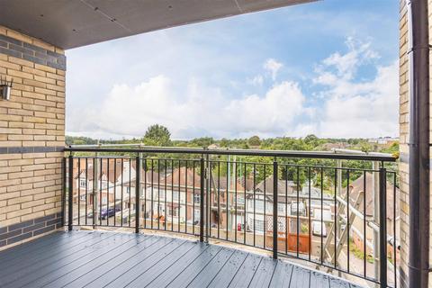 2 bedroom apartment for sale, Windsor Road, Slough