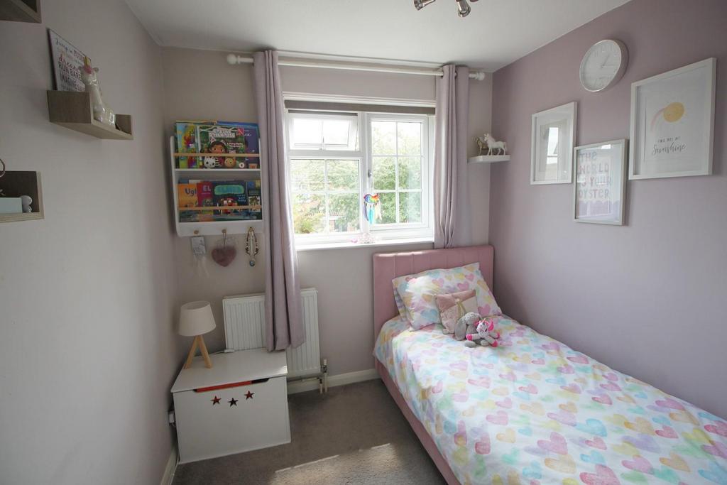 Bed 3.JPG