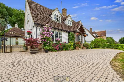 undefined, Shelsley Drive, Langdon Hills, Basildon, Essex, SS16