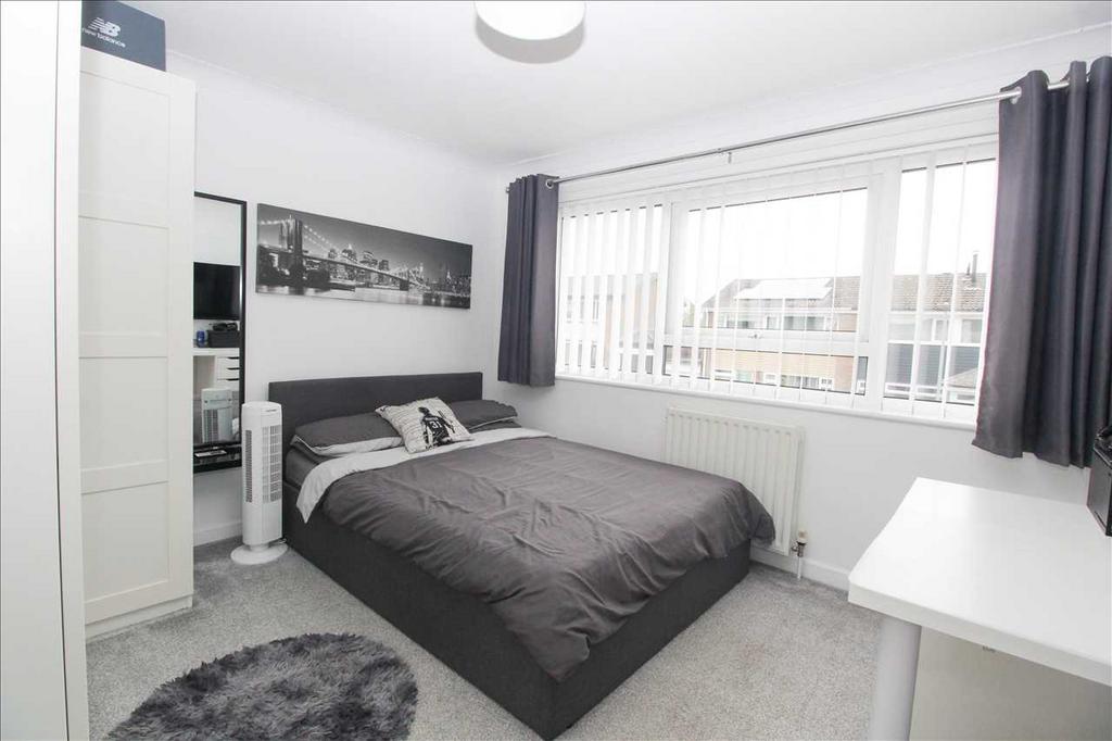 Bedroom 2 ( front )