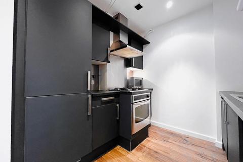 2 bedroom flat to rent, Regents Quay, Brewery Wharf, Leeds