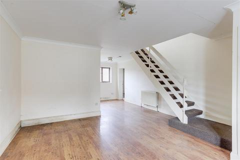 3 bedroom detached house for sale, Bolingey Way, Hucknall NG15