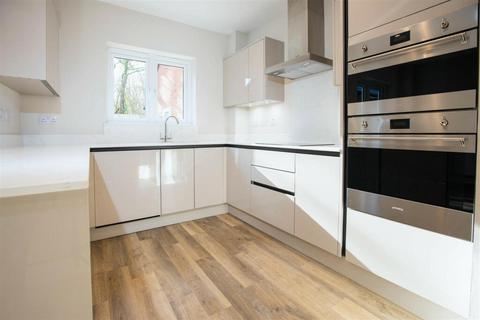 undefined, Amber Drive, Appledore