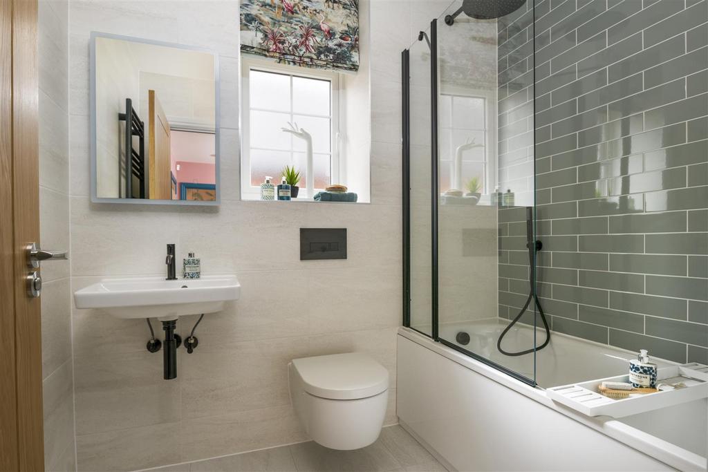 WMA - Ivy House - Bathroom-2 (Greenwood).jpg