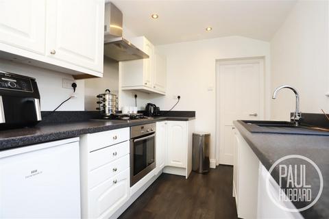 2 bedroom end of terrace house for sale, Clarkson Road, Oulton Broad, Suffolk