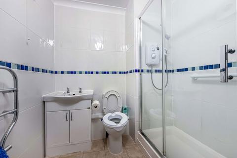 1 bedroom retirement property for sale, Park Road, Southport PR9
