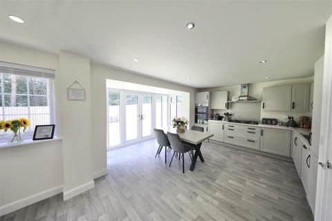 undefined, Broad Avenue, Hessle