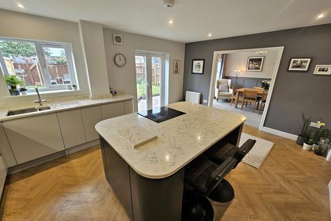 3 bedroom semi-detached house for sale, Hindley Crescent, Barnton, Northwich, CW8