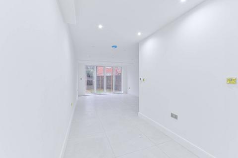 undefined, 3 Kingswood Way, South Croydon CR2