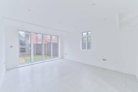 undefined, 3 Kingswood Way, South Croydon CR2