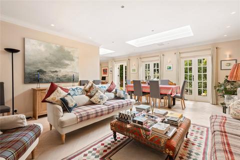 4 bedroom semi-detached house to rent, Ellerton Road, London, SW18