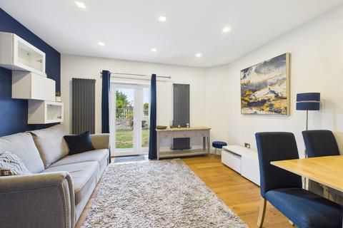 1 bedroom flat for sale, Milton House, Thame, Oxfordshire,