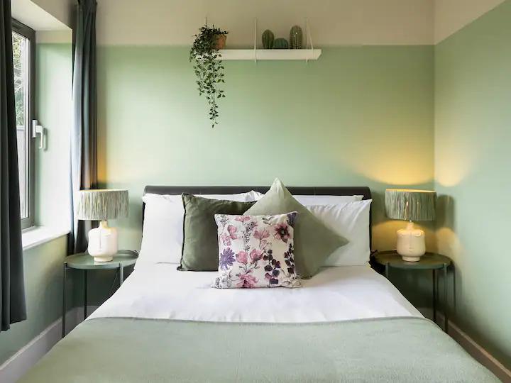 Bedroom b