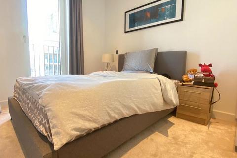 2 bedroom apartment for sale, Lincoln Apartments, London W12