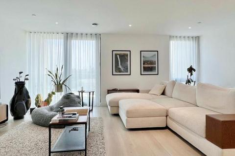 2 bedroom apartment for sale, Carriage House, London N4