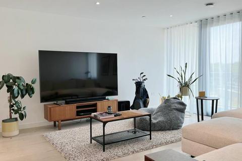2 bedroom apartment for sale, Carriage House, London N4