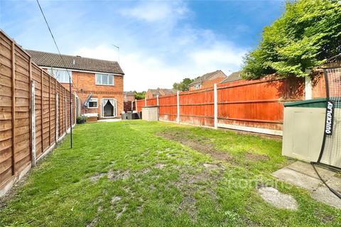 2 bedroom end of terrace house for sale, Isis Way, Sandhurst, Berkshire