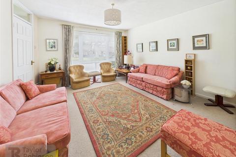 undefined, Heathfield, Pound Hill, Crawley