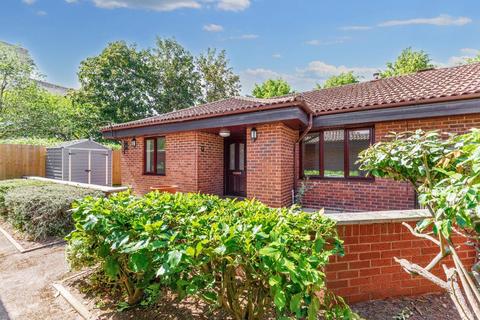 2 bedroom bungalow for sale, Knights Lane, Tiddington, Stratford-Upon-Avon