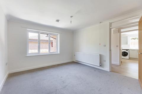 2 bedroom bungalow for sale, Knights Lane, Tiddington, Stratford-Upon-Avon