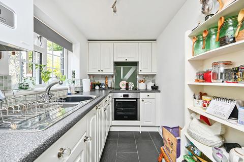 1 bedroom end of terrace house for sale, Station Road, Crowborough, TN6