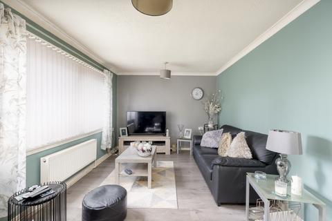 14/2 Robert Burns Drive, Edinburgh, EH16 6BL