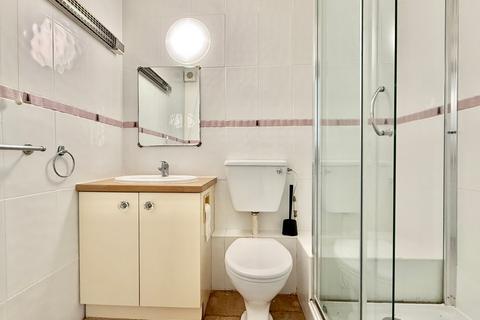 1 bedroom ground floor flat for sale, Brinton Lane, Hythe, SO45