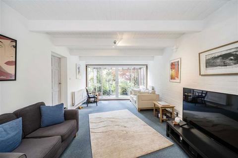 2 bedroom flat for sale, Walm Lane, London NW2