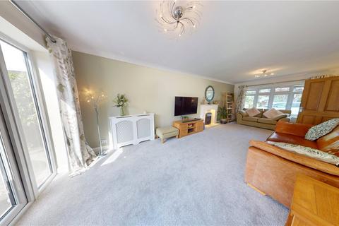 4 bedroom detached house for sale, Southend Road, Stanford-le-Hope, Essex, SS17