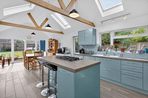 4 bedroom detached bungalow for sale, Silverlands Road, Lyminge, CT18