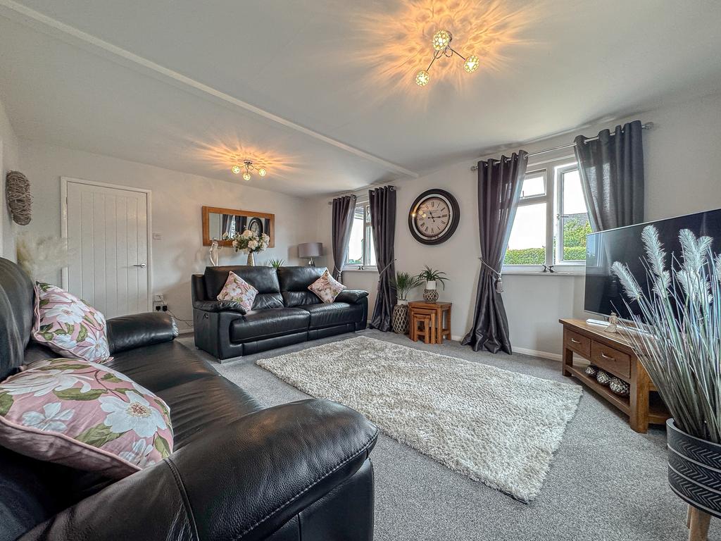 Living Room (2)