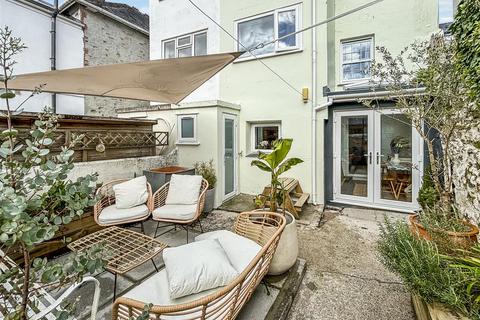 3 bedroom semi-detached house for sale, Flushing