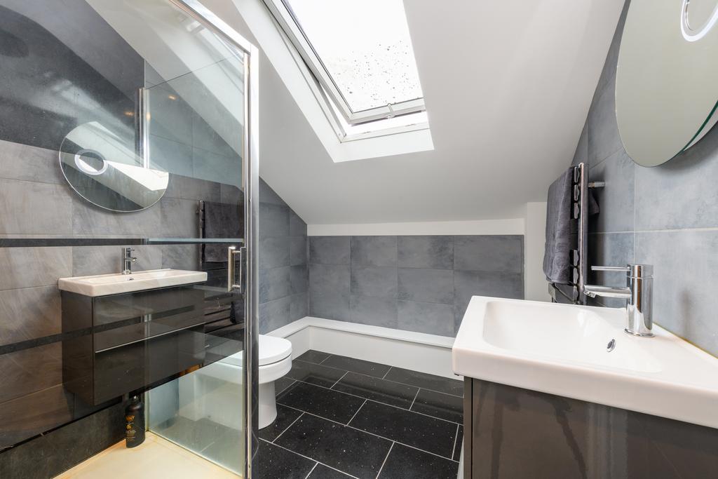 Family Shower Room