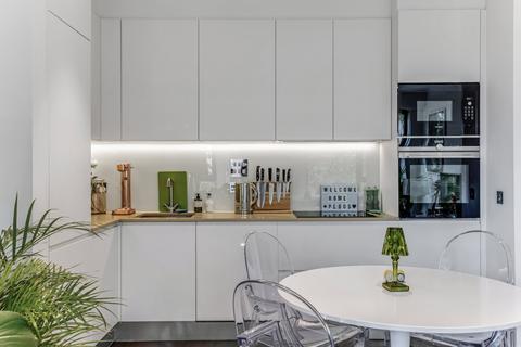 undefined, Swiss Terrace, Swiss Cottage