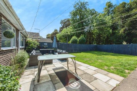 3 bedroom detached bungalow for sale, Arrowhead Drive, Lakenheath IP27