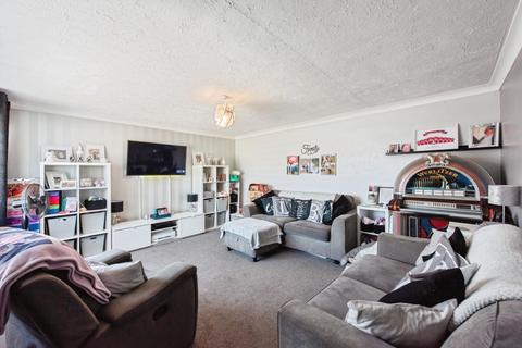 3 bedroom detached bungalow for sale, Arrowhead Drive, Lakenheath IP27