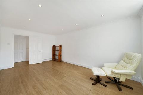 undefined, Craig Mount, Radlett, Hertfordshire, WD7