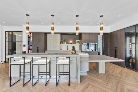 5 bedroom detached house for sale, Deacons Hill Road, Borehamwood