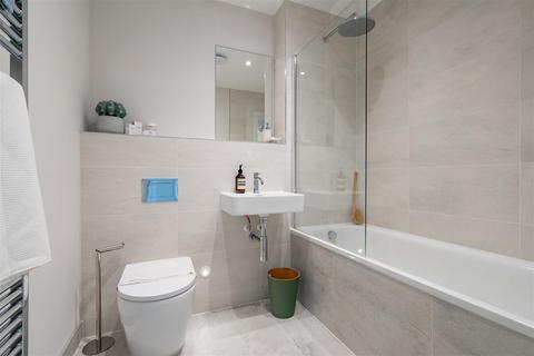 undefined, Roselyon Gardens, Par PL24