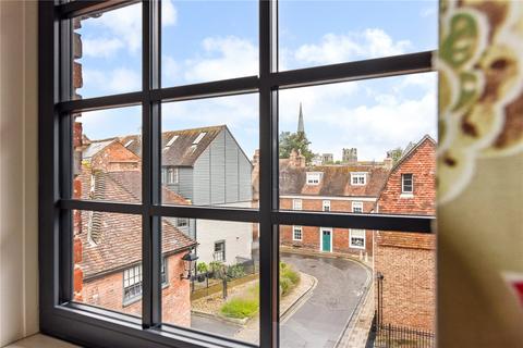 undefined, East Row, Chichester, West Sussex, PO19