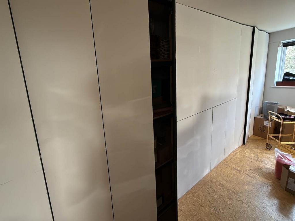 Downstairs office sp