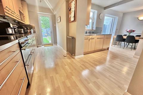 4 bedroom semi-detached house for sale, Sefton Grove, Tipton DY4