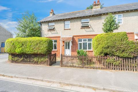 3 bedroom end of terrace house for sale, Adelaide Road, Chichester PO19