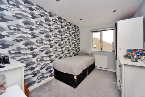 14 Cotswold Way, Worcester Park, KT4 8LL