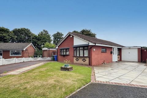 2 bedroom detached bungalow for sale, Mosedale Grove, Beechwood, Runcorn