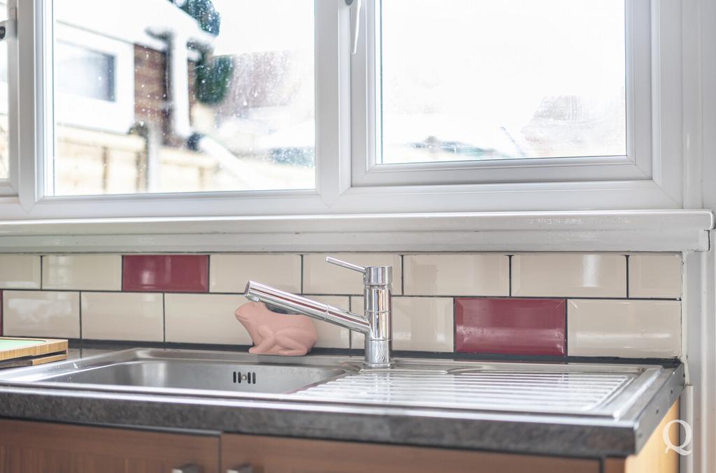 F1e1694c-82f7-409...