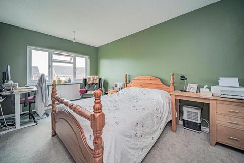 65 Berryfield Park, Melksham, SN12 6EE