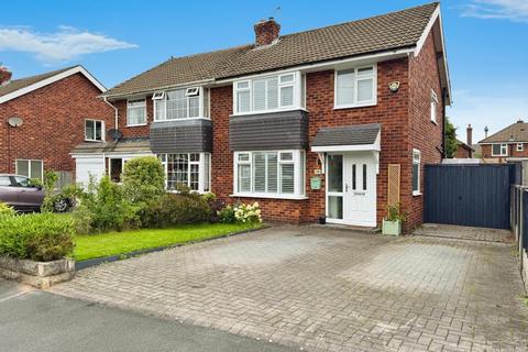 34 Canberra Road, Bramhall, Stockport, SK7 1LG