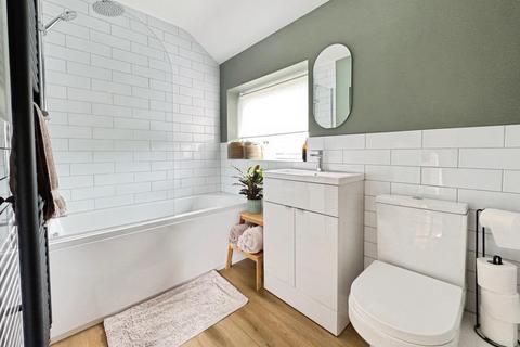 34 Canberra Road, Bramhall, Stockport, SK7 1LG